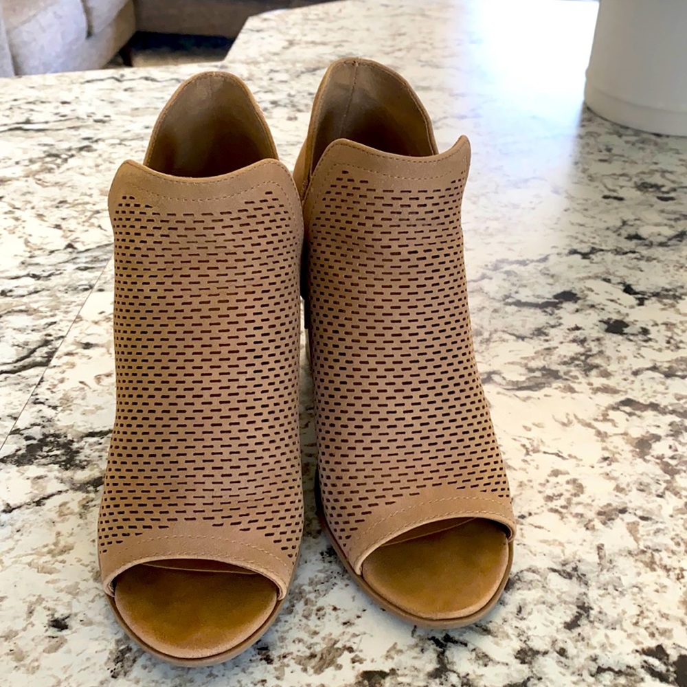 •sandal heels•